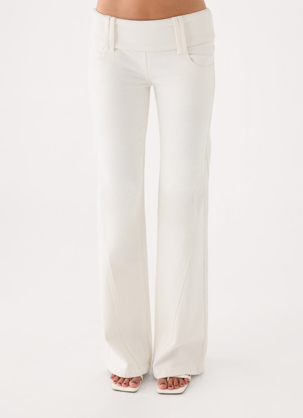 Low-Rise Wide Waistband Bootleg Jeans - White