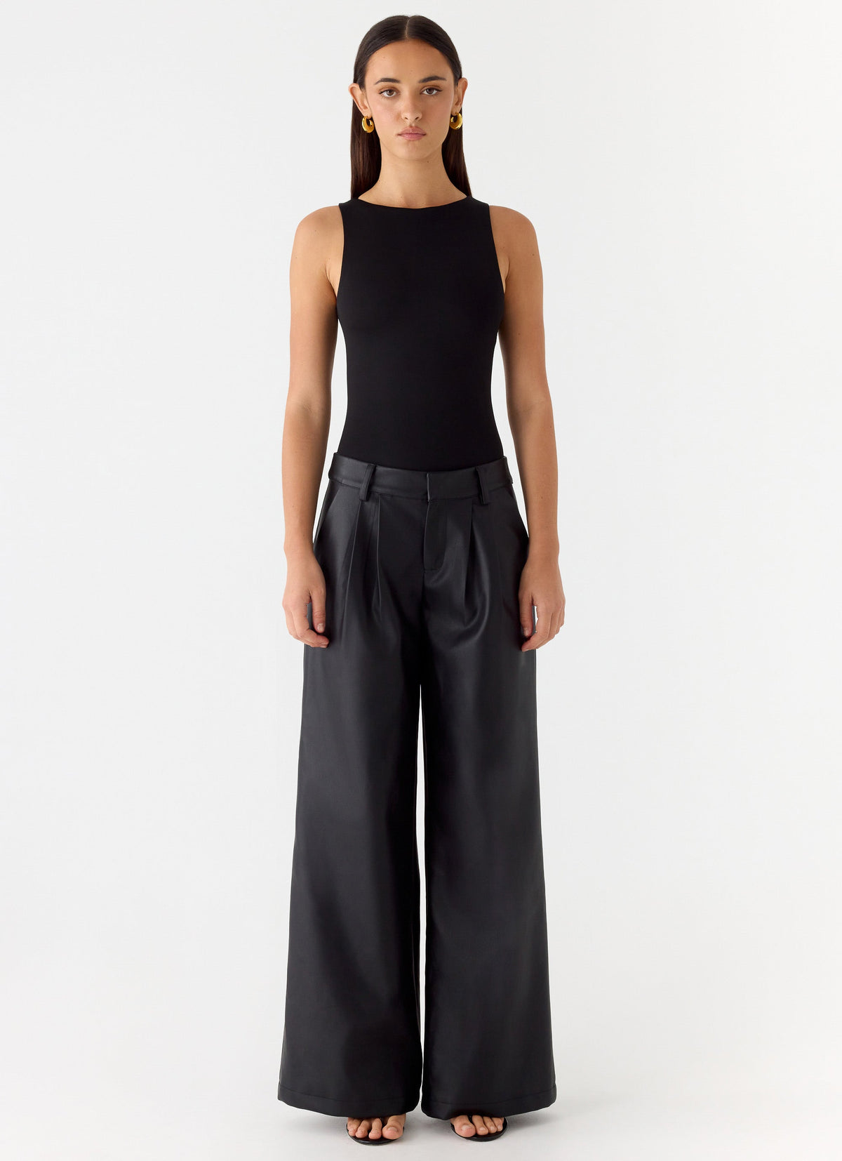 Low-Rise Faux Leather Relaxed-Fit Trousers - Black