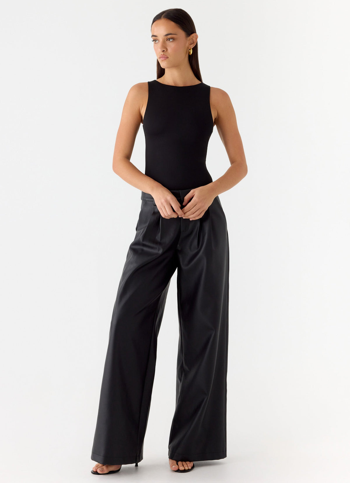 Low-Rise Faux Leather Relaxed-Fit Trousers - Black